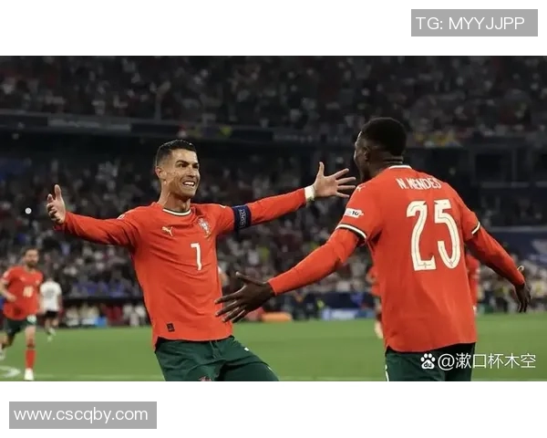 足球史上进球距离最远的传奇球星揭秘与精彩瞬间回顾 足球史上进球距离最远的传奇球星揭秘与精彩瞬间回顾