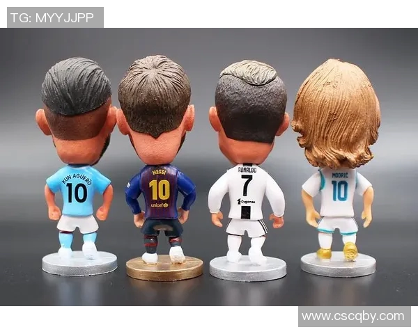 卡卡足球明星手办限量版热销经典造型再现绿茵传奇魅力